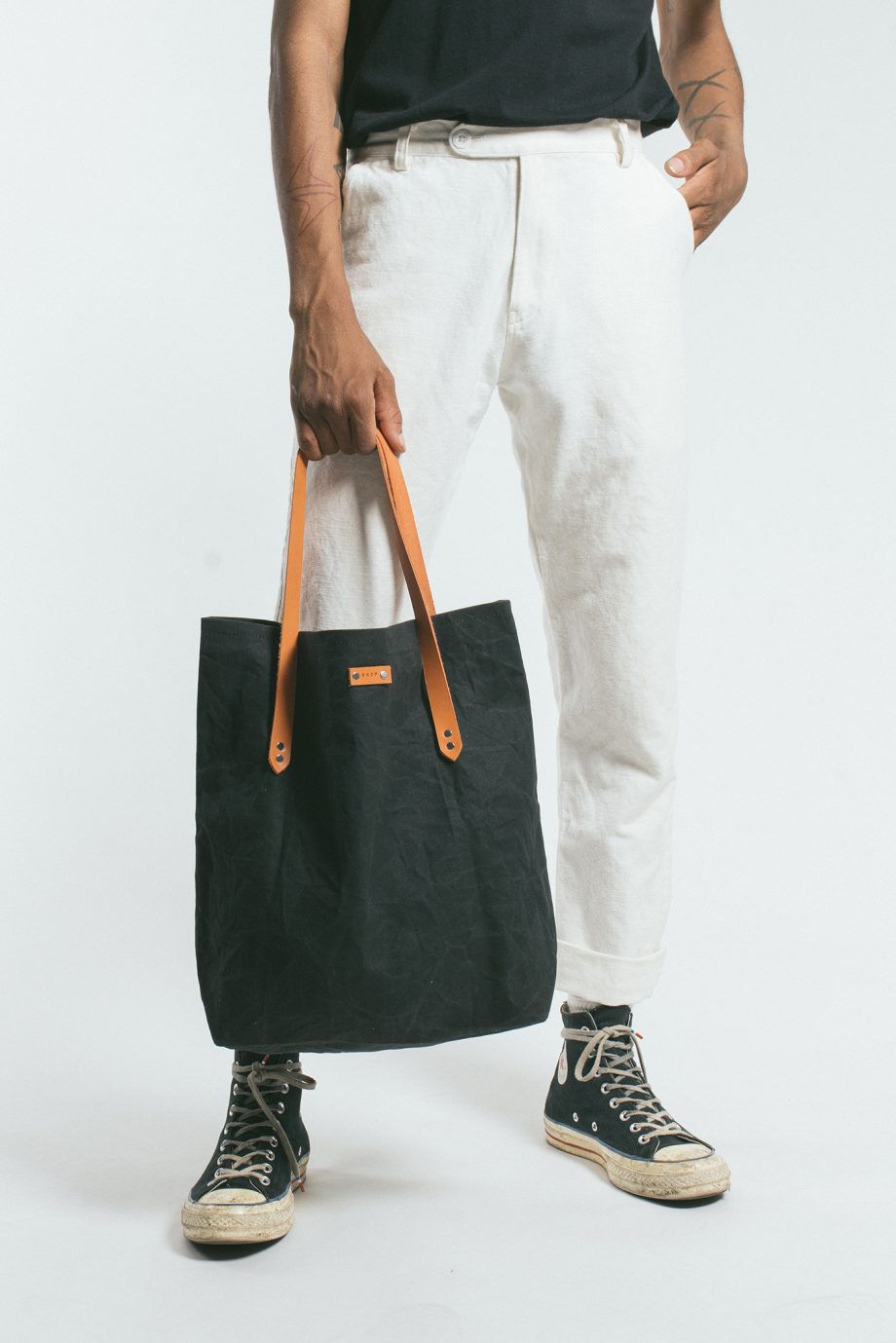 V TOTE BAG - VSOP X PAVO