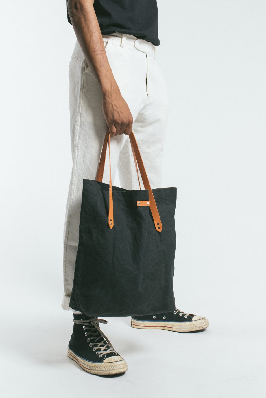 V TOTE BAG - VSOP X PAVO