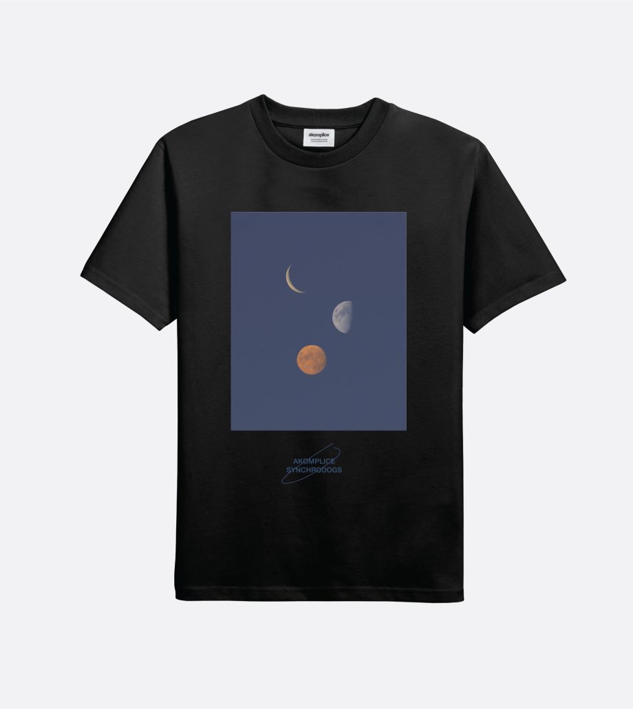 AK X SYNCHRODOGS - DREAMLIKE SHORT SLEEVE
