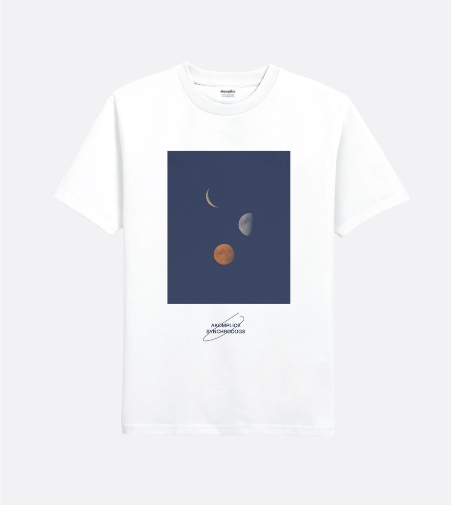 AK X SYNCHRODOGS - DREAMLIKE SHORT SLEEVE