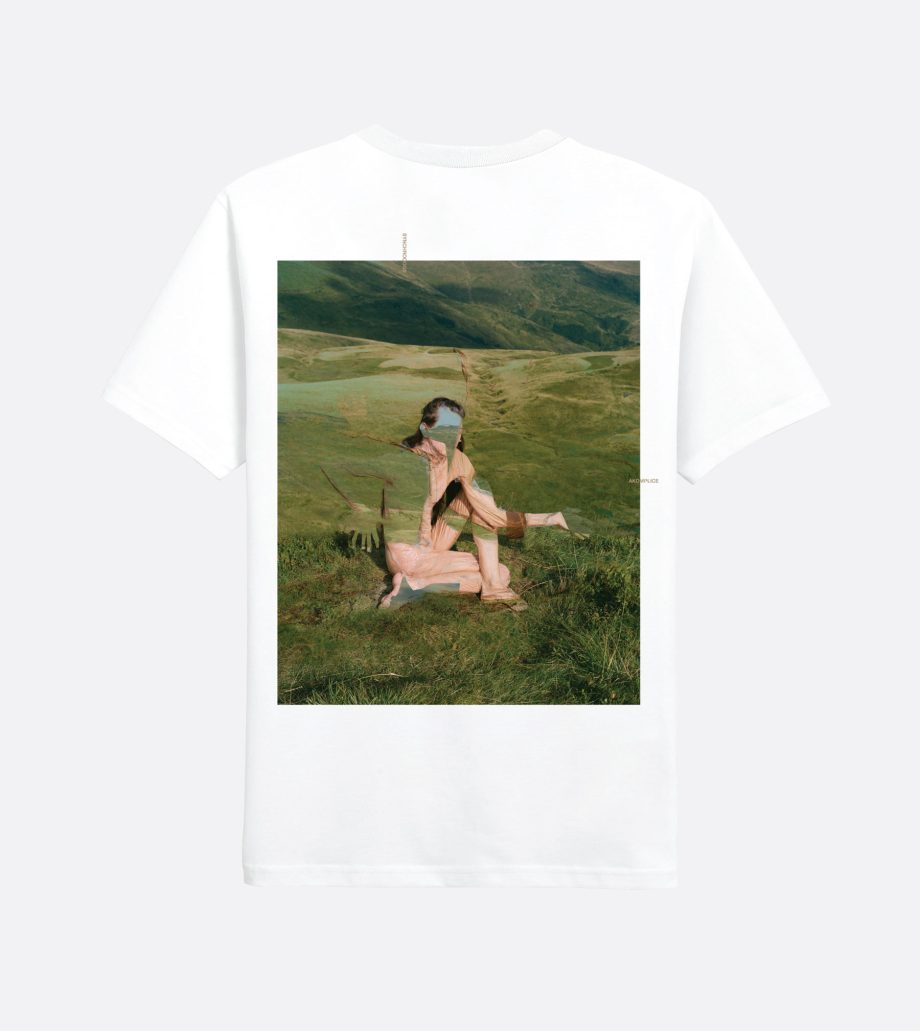 AK X SYNCHRODOGS - SCENIC SHORT SLEEVE