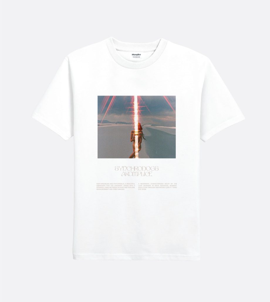 AK X SYNCHRODOGS – MOMENT SHORT SLEEVE