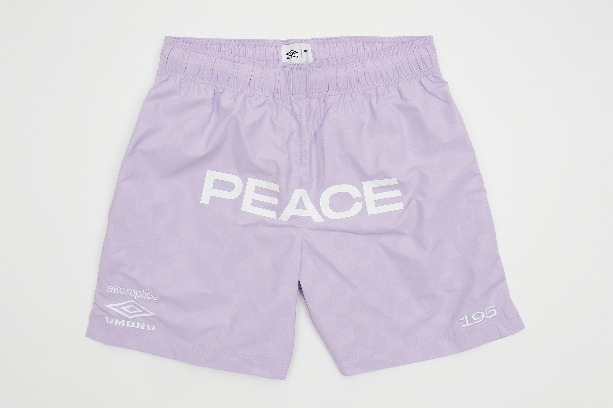 Verlichting Verstoring Michelangelo AK + UMBRO – PEACE CHECKBOARD SHORTS | Akomplice Clothing