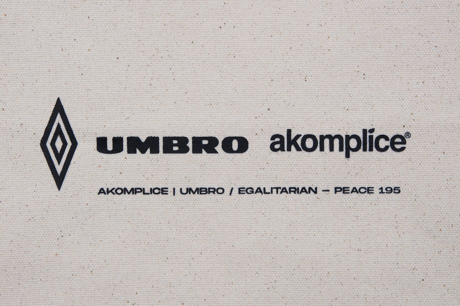 AK + UMBRO - ALL LIFE DIAMOND TOTE